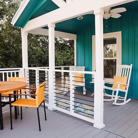 Willa The Little Getaway-Sleeps 4, Firepit, Pet Friendly Pottsboro Zewnętrze zdjęcie